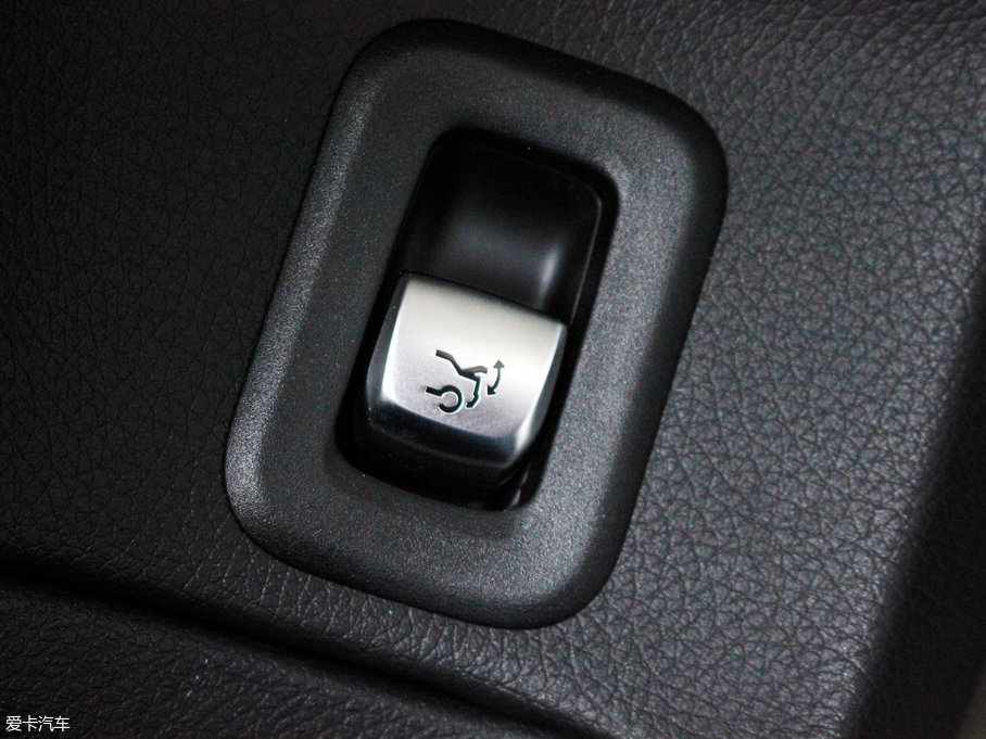 2017YC(M) Ŀ C 200