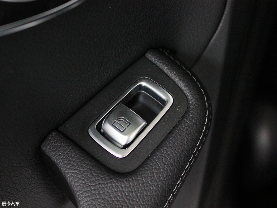 2017YC(M) Ŀ C 200