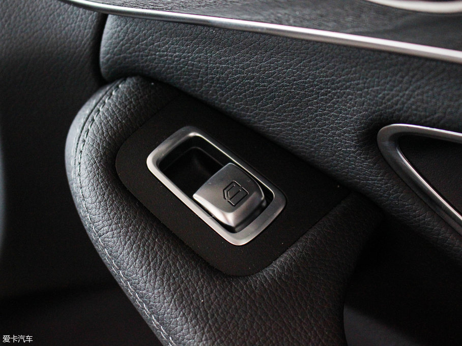 2017YC(M) Ŀ C 200