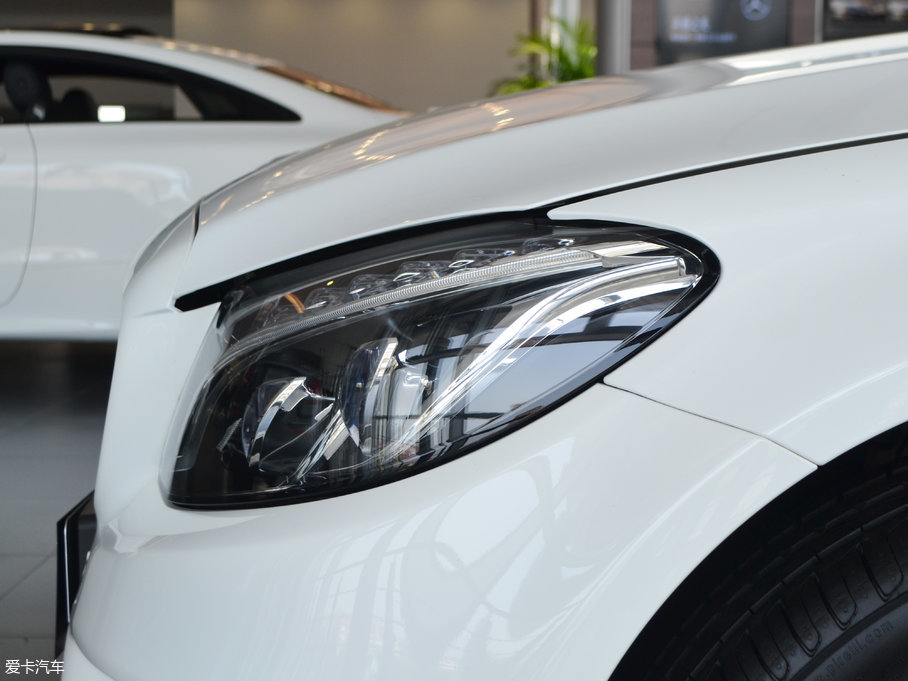 2017YC(M) Ŀ C 200 4MATIC