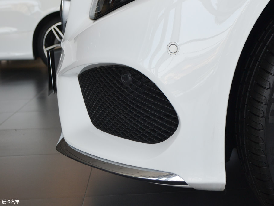 2017YC(M) Ŀ C 200 4MATIC