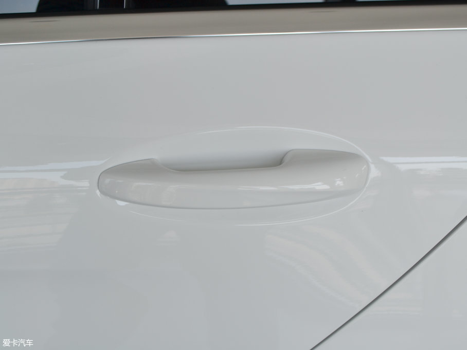 2017YC(j)(M(jn)) Ŀ C 200 4MATIC