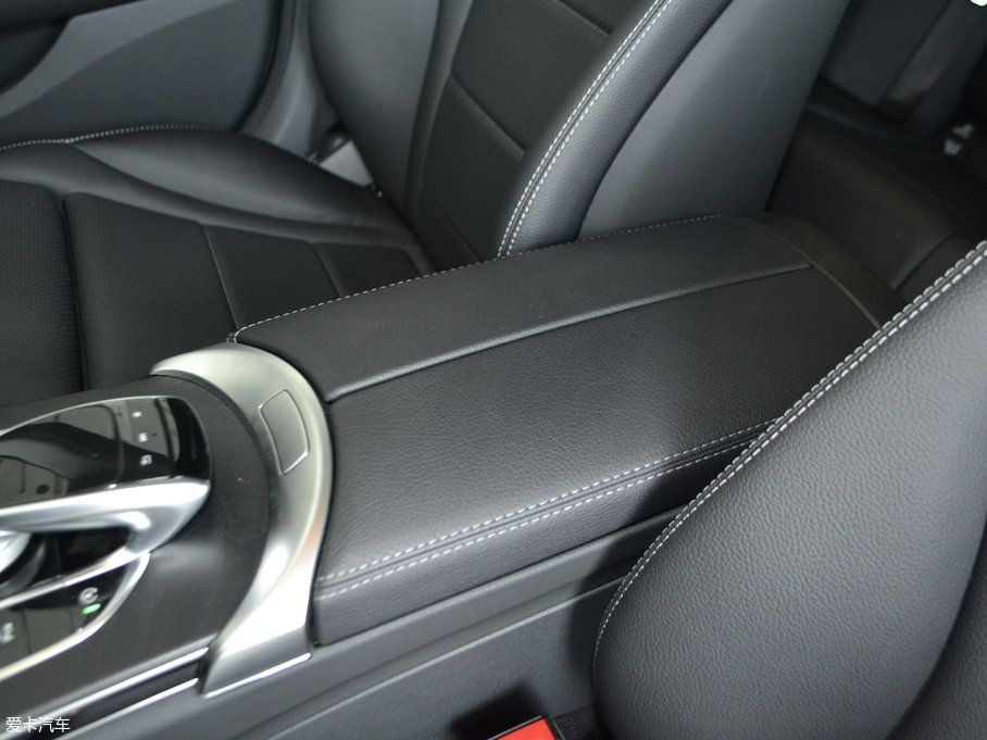 2017YC(j)(M(jn)) Ŀ C 200 4MATIC