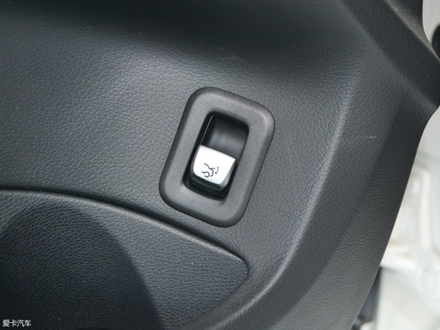 2017YC(M) Ŀ C 200 4MATIC