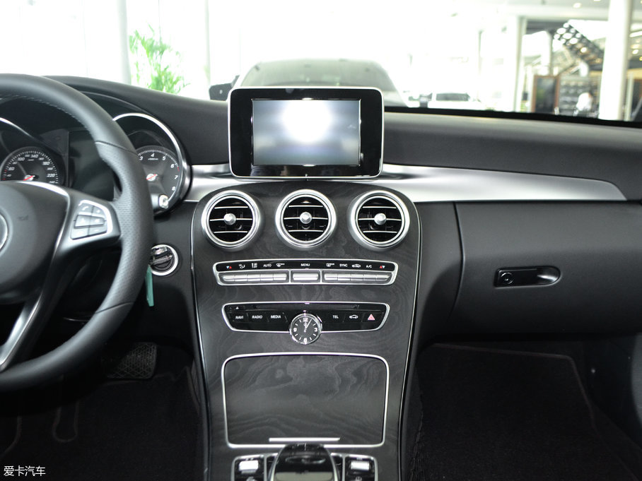 2017YC(M) Ŀ C 200 4MATIC