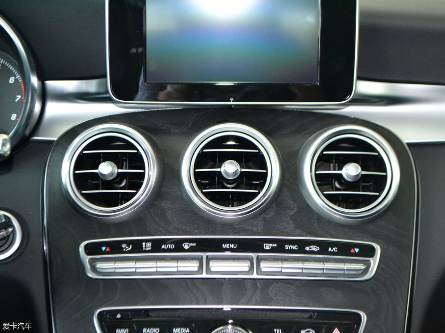 2017YC(M) Ŀ C 200 4MATIC