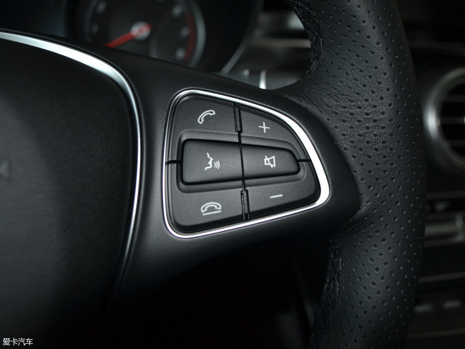 2017YC(M) Ŀ C 200 4MATIC