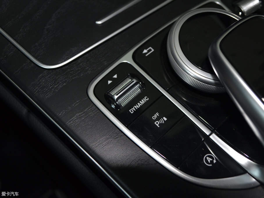 2017YC(M) Ŀ C 200 4MATIC