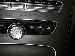 2017Ŀ C 180  п؅^(q)