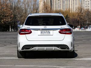 2017款改款 C 200 4MATIC 正后	