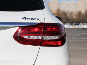 2017款改款 C 200 4MATIC 尾灯