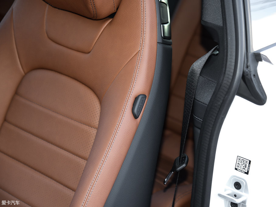 2017YCCoupe C 200 4MATIC I܇