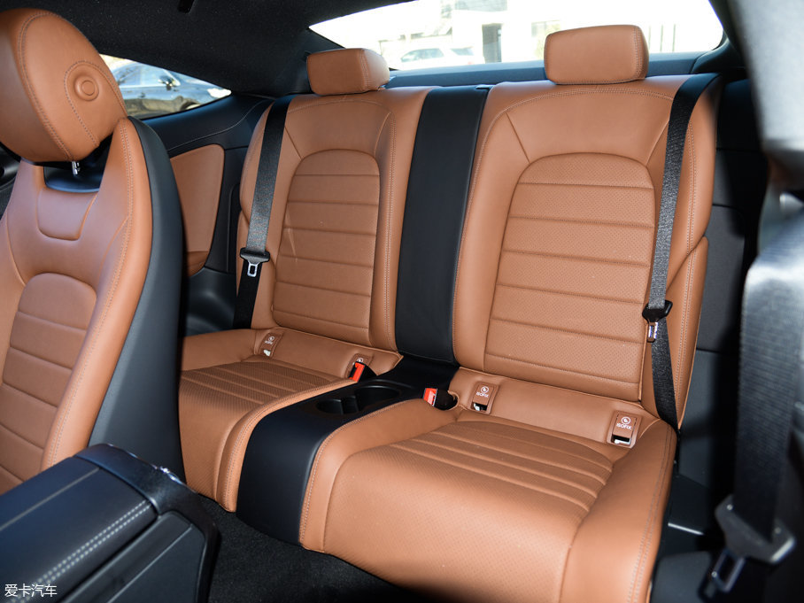 2017YCCoupe C 200 4MATIC I܇