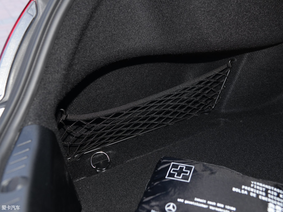 2017YCCoupe C 200 4MATIC I܇