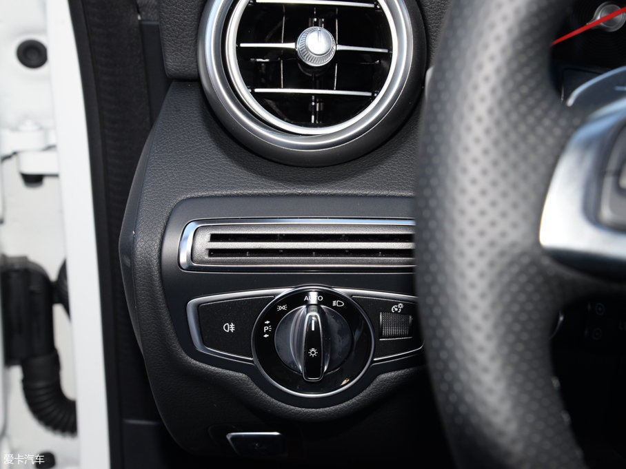 2017YCCoupe C 200 4MATIC I܇