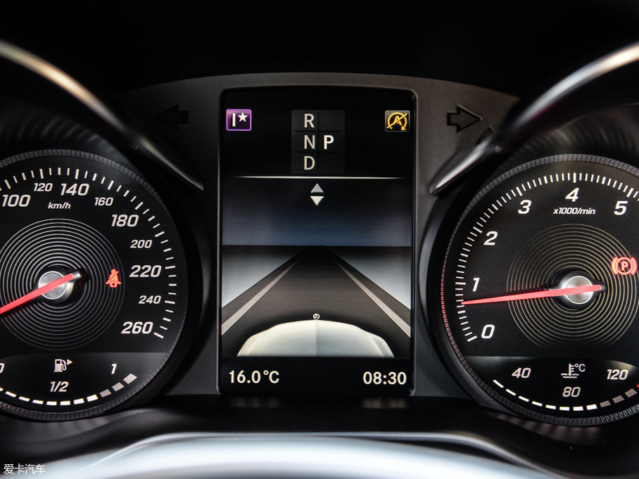 2017YCCoupe C 200 4MATIC I܇