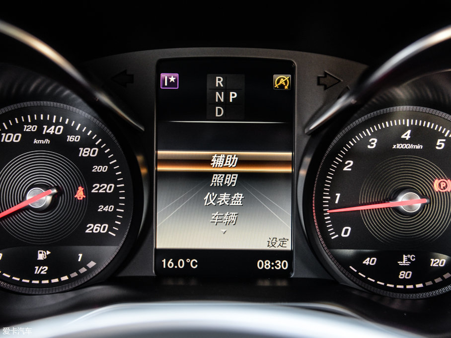 2017YCCoupe C 200 4MATIC I܇