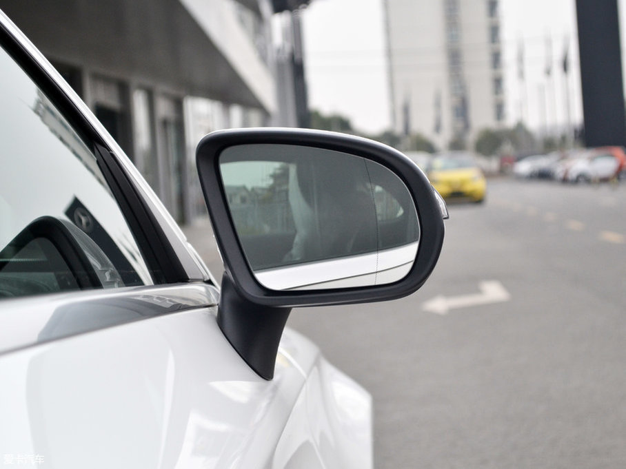 2017YCCoupe C 200 I܇