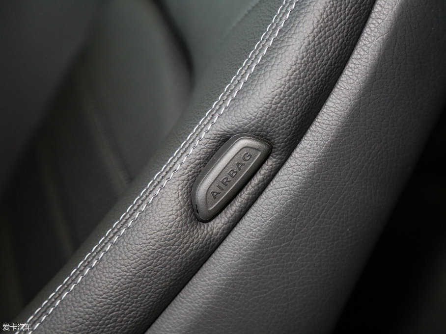 2017YCCoupe C 200 I܇