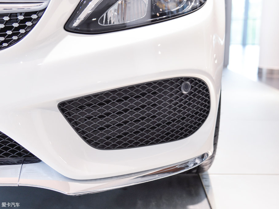 2017YCCoupe Ŀ C 200 I܇