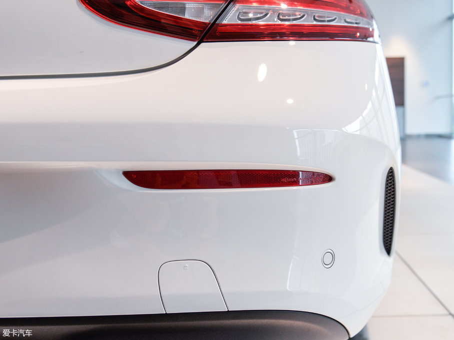 2017YCCoupe Ŀ C 200 I܇