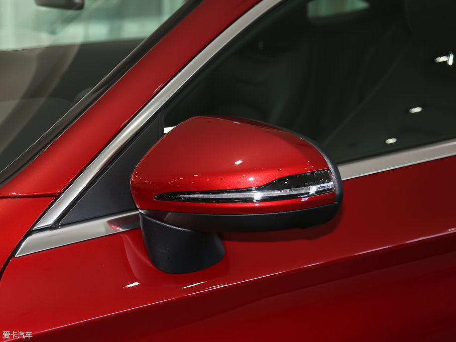 2017YCCoupe Ŀ C 200 I܇