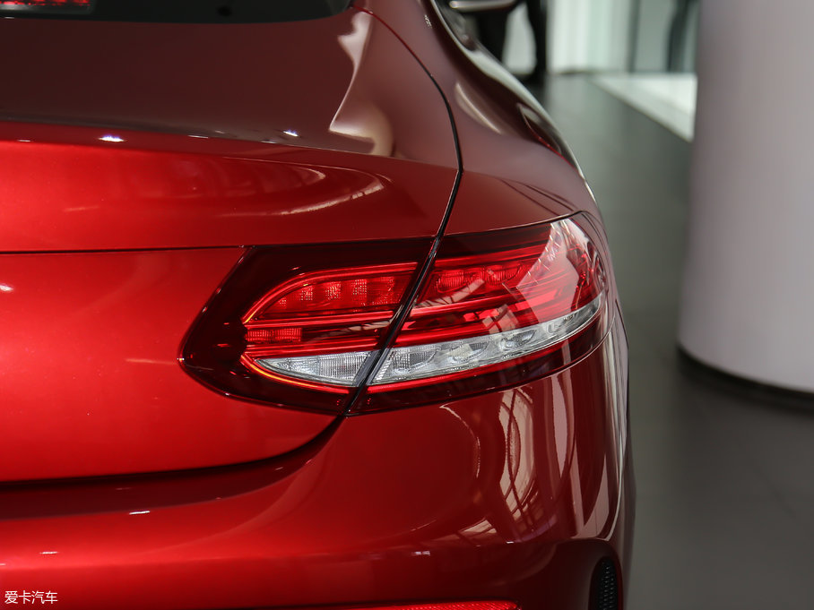 2017YCCoupe Ŀ C 200 I܇