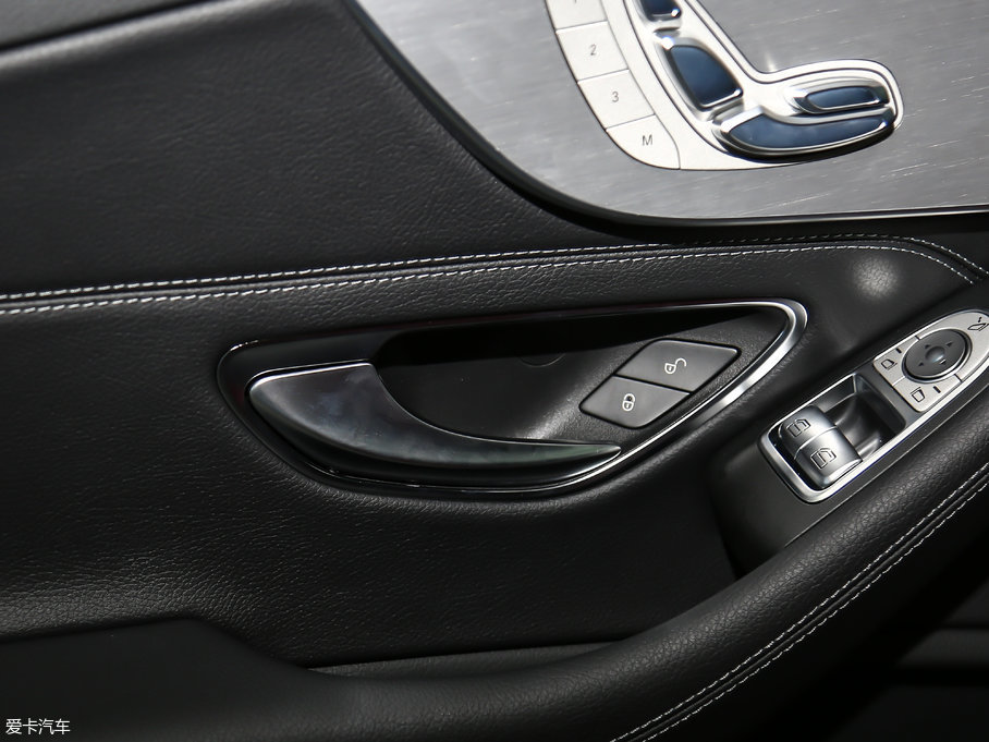 2017YC(j)Coupe Ŀ C 200 I܇