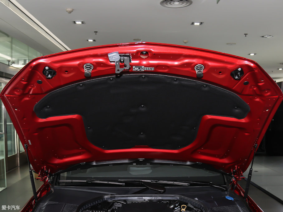 2017YCCoupe Ŀ C 200 I܇