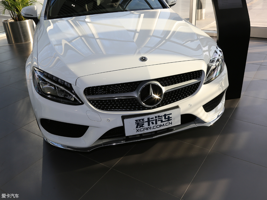 2017YCCoupe Ŀ C 200 I܇