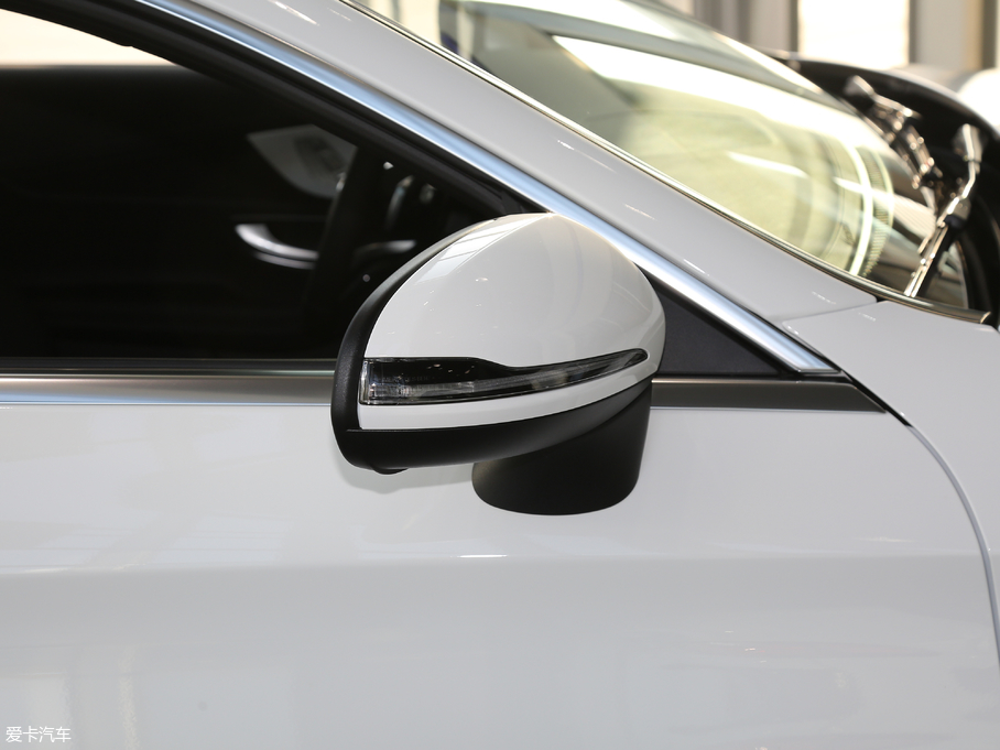 2017YCCoupe Ŀ C 200 I܇