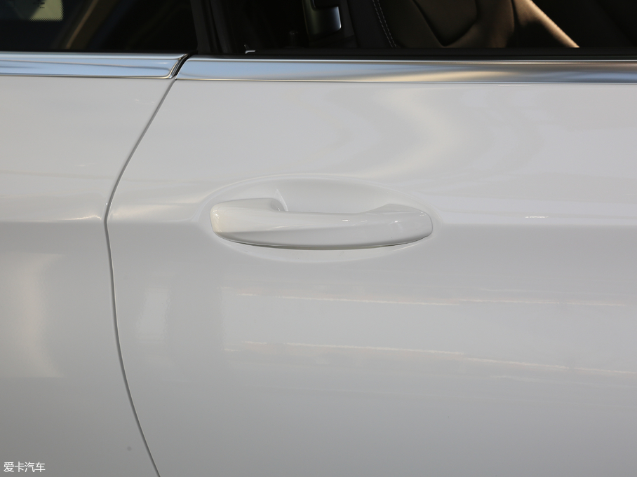 2017YCCoupe Ŀ C 200 I܇