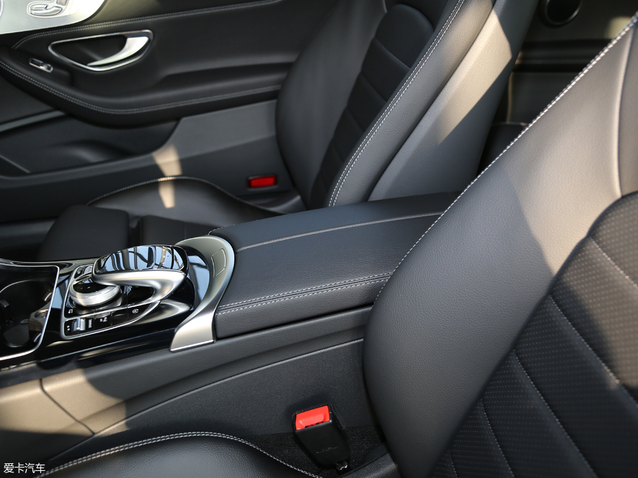 2017YCCoupe Ŀ C 200 I܇