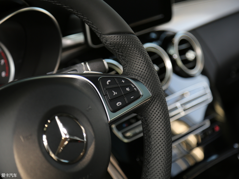 2017YCCoupe Ŀ C 200 I܇