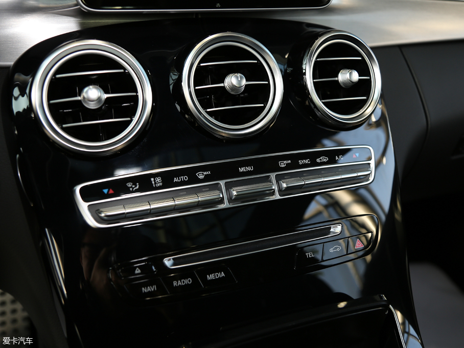 2017YCCoupe Ŀ C 200 I܇