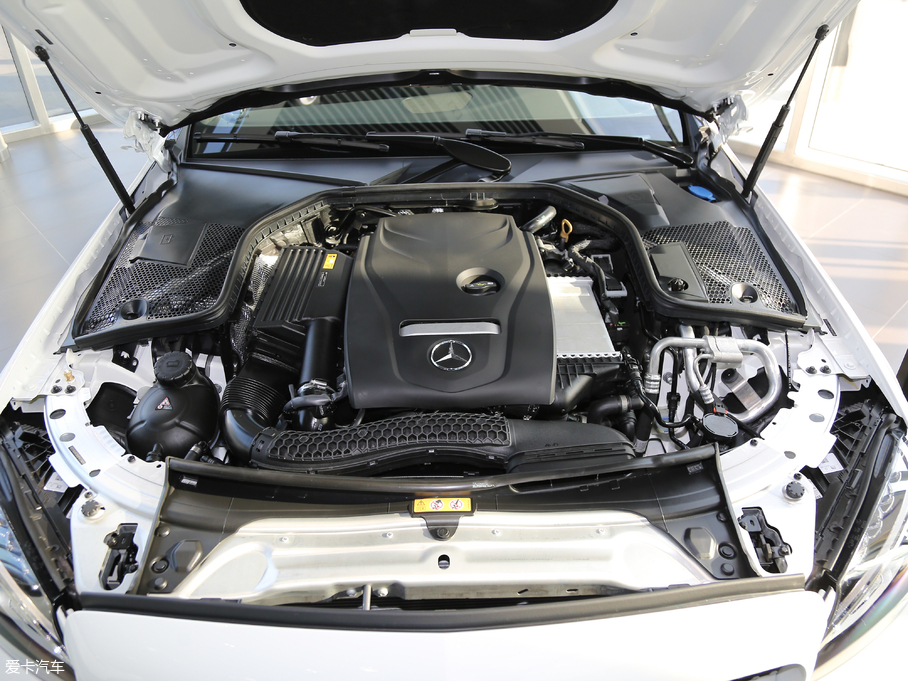 2017YCCoupe Ŀ C 200 I܇