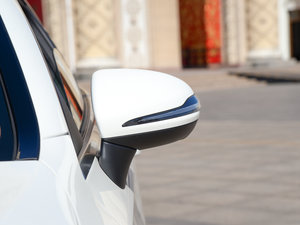 2017C 200 4MATIC I܇ ҕR