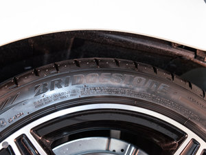 2017Ŀ C 200 I܇ ݆̥Ʒ