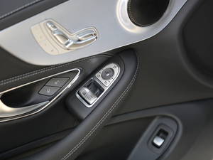 2017Ŀ C 200 I܇ п؅^