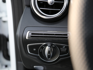 2017Ŀ C 200 I܇ п؅^