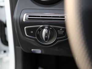 2017Ŀ C 200 I܇ п؅^