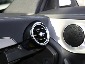 2017Ŀ C 200 I܇ п؅^