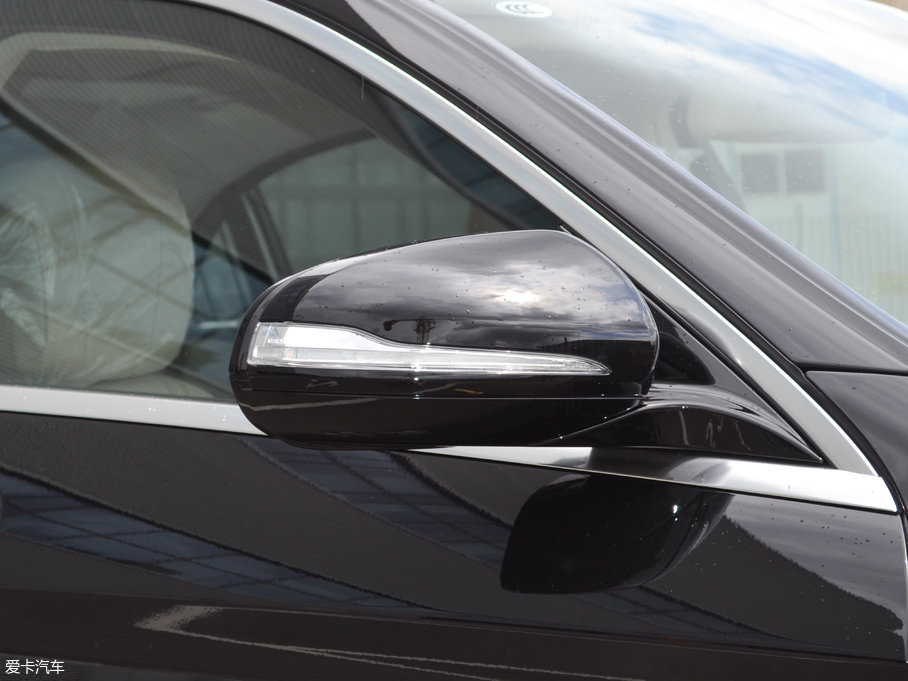 2017YS S 320 L ̄