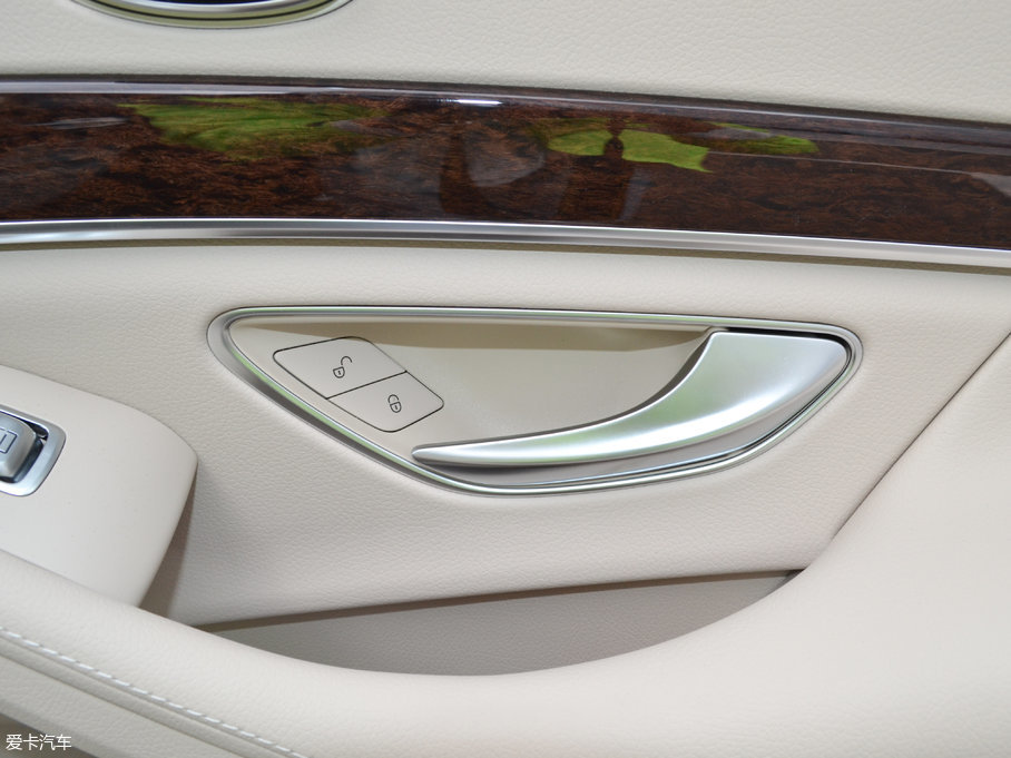 2017YS S 320 L ̄