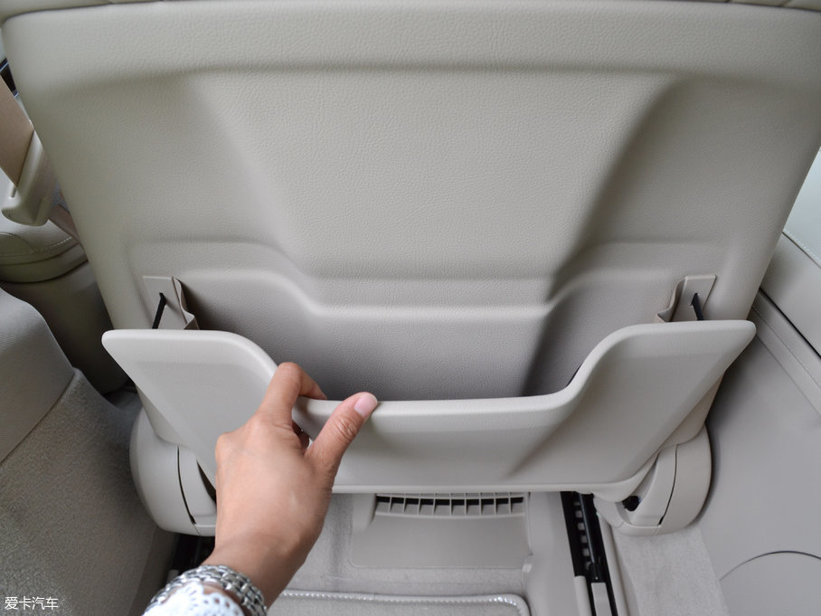 2017YS S 320 L ̄