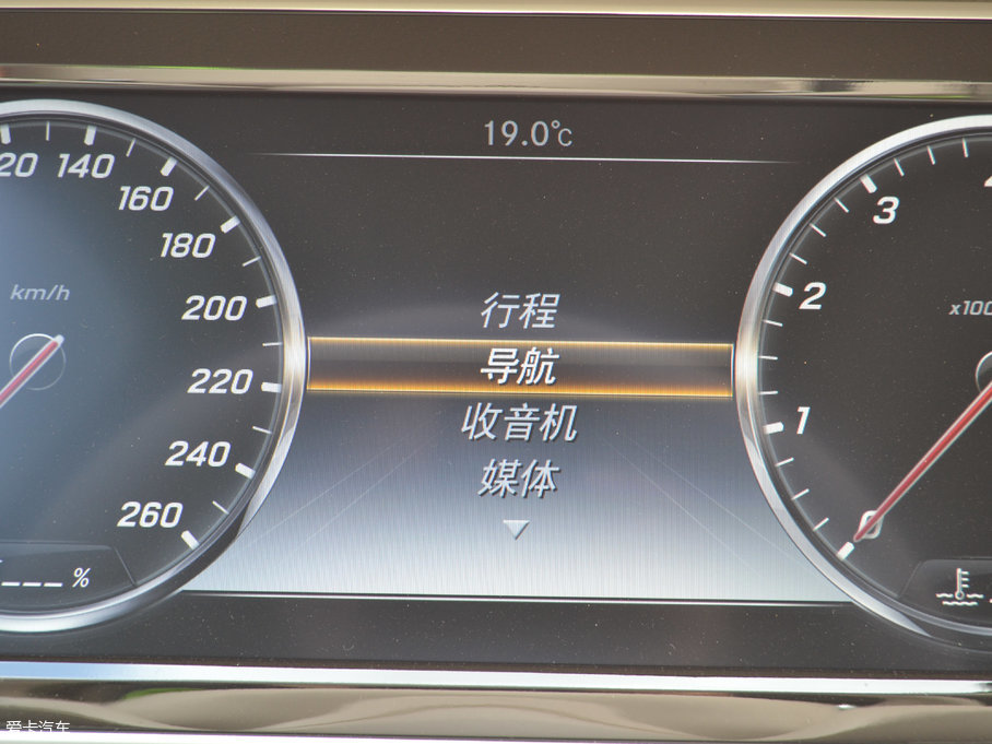 2017YS S 320 L ̄