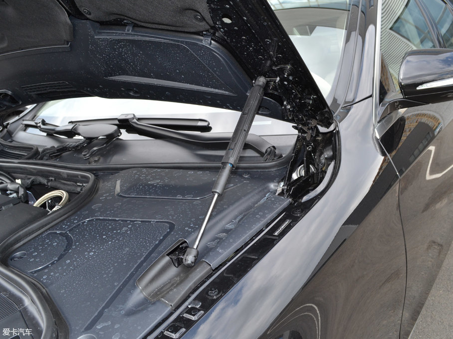 2017YS S 320 L ̄