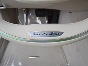 2017S 320 L ̄ п؅^