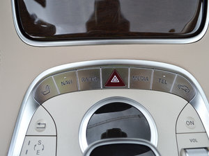 2017S 320 L ̄ п؅^