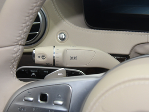 2017S 320 L ̄ п؅^